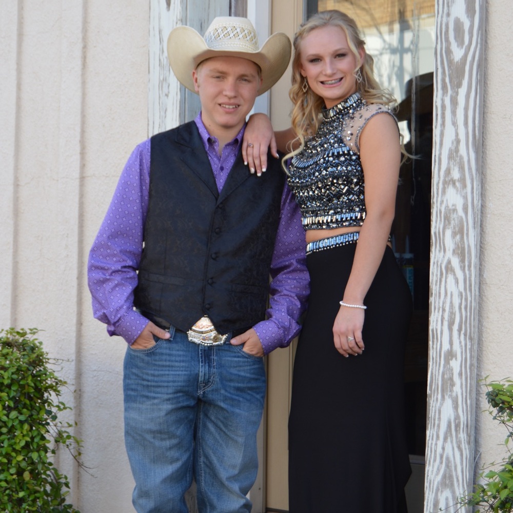 Prom dress! - Picture 8 of 8